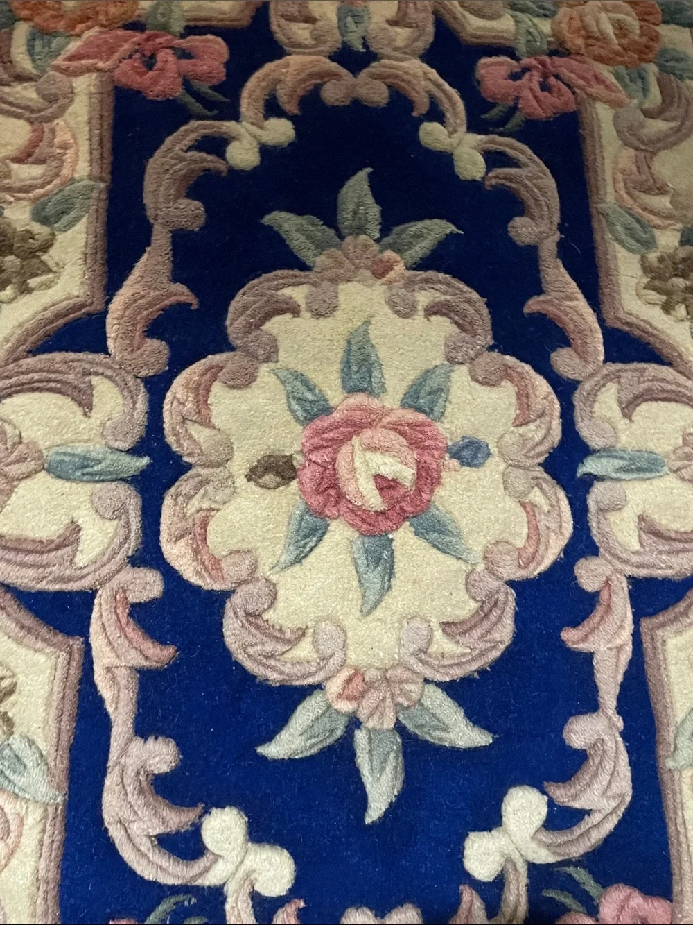 Floral Navy Blue Hooked Accent Rug